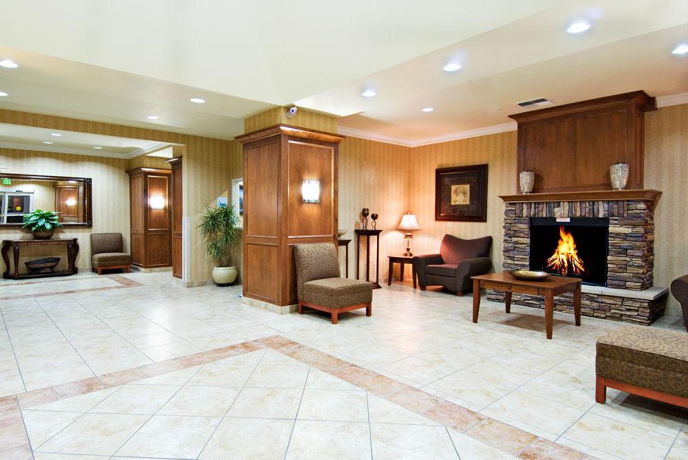 Holiday Inn Express & Suites Klamath Falls Central By Ihg Eksteriør bilde